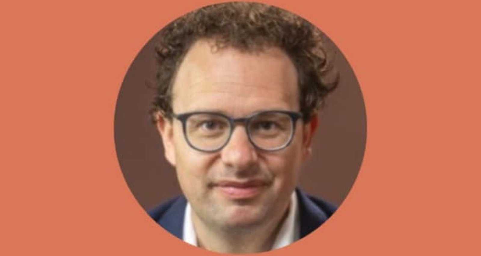 એન્થ્રોપિકના CEO ડારિયો અમોડેઈની આગાહી, કહ્યું 2026 સુધીમાં AI ફક્ત એક જ વ્યક્તિને અબજ ડોલરની કંપની ચલાવવાની મંજૂરી આપશે