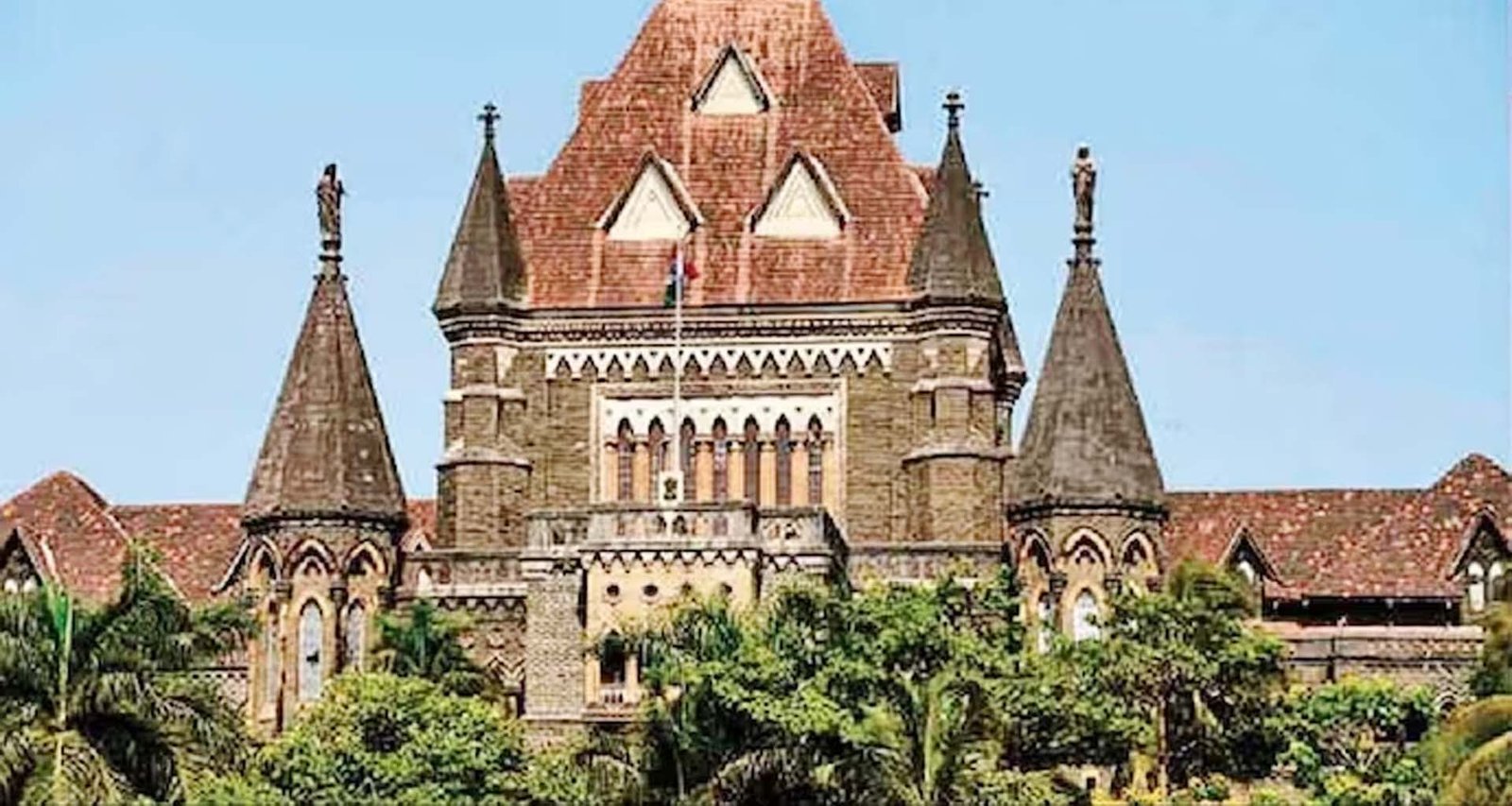 દિલ્‍હી – બોમ્‍બે હાઇકોર્ટને બોંબથી ઉડાવી દેવાની ધમકી મળી