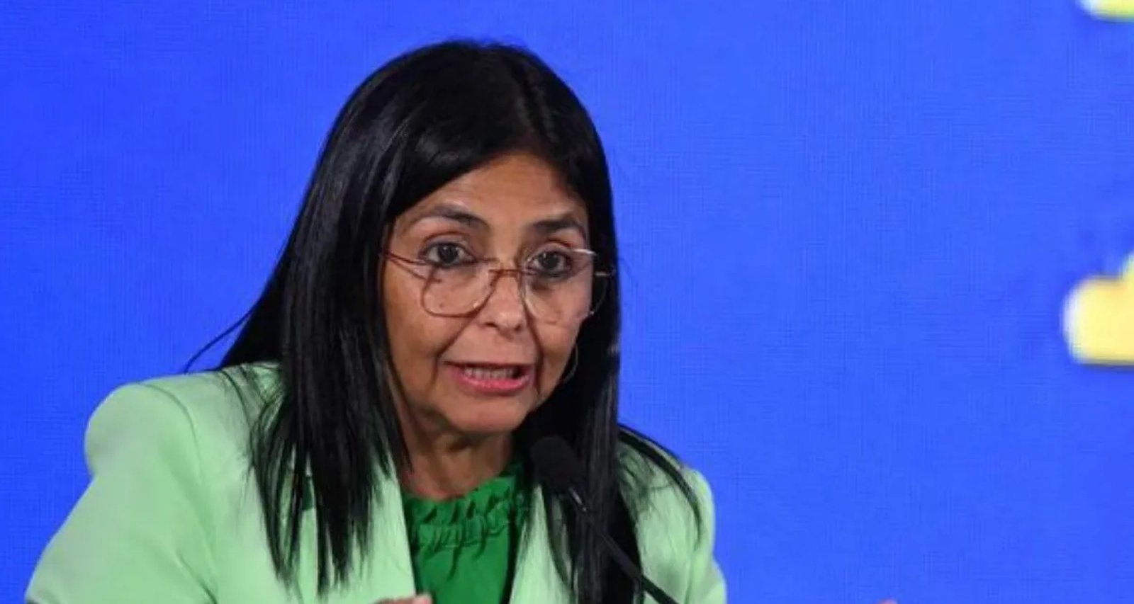 માદુરોના બંધક સંકટ પછી વેનેઝુએલાએ નવા વચગાળાના રાષ્ટ્રપતિની નિમણૂક કરી