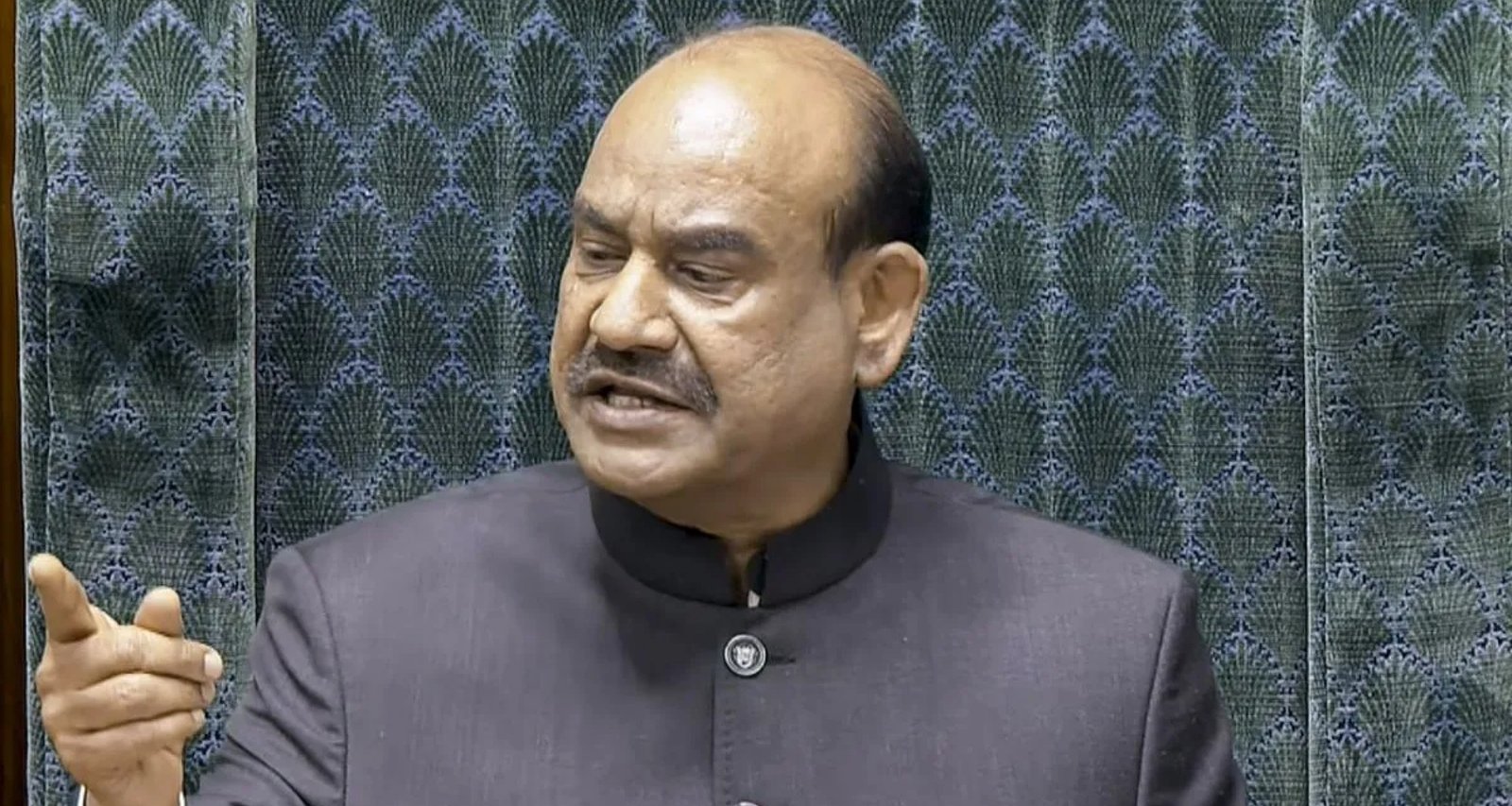 લોકસભા સ્પીકર ઓમ બિરલા સામે અવિશ્વાસ પ્રસ્તાવ લાવવાની તૈયારી કરી રહ્યું છે વિપક્ષ: સૂત્રો