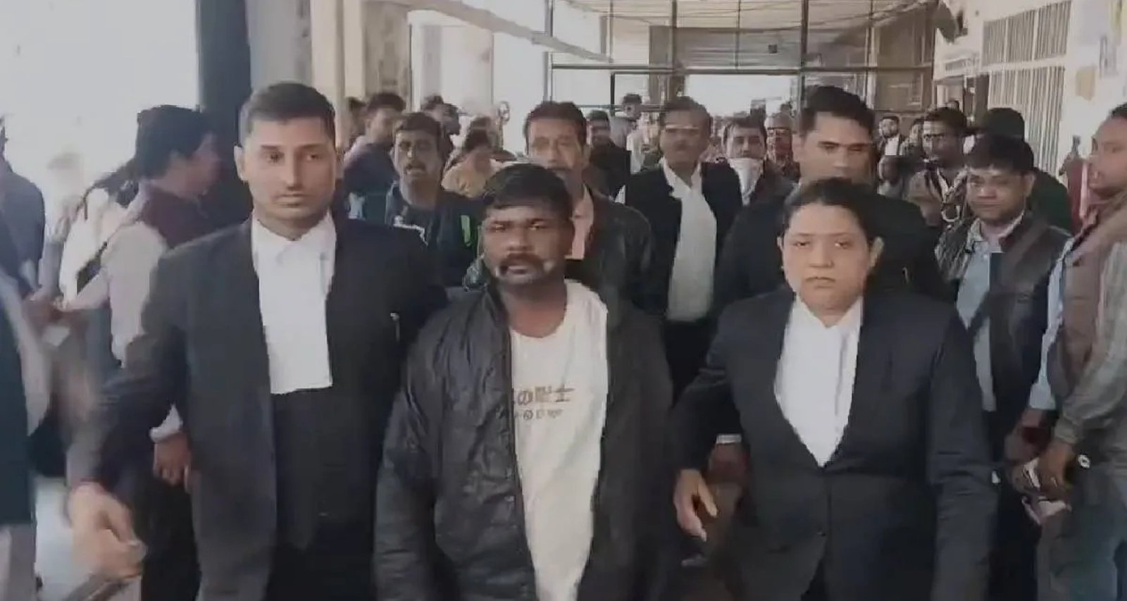 લેમ્બોર્ગિની કેસમાં નવો વળાંક: કથિત ડ્રાઈવર મોહન કોર્ટમાં કર્યું આત્મસમર્પણ