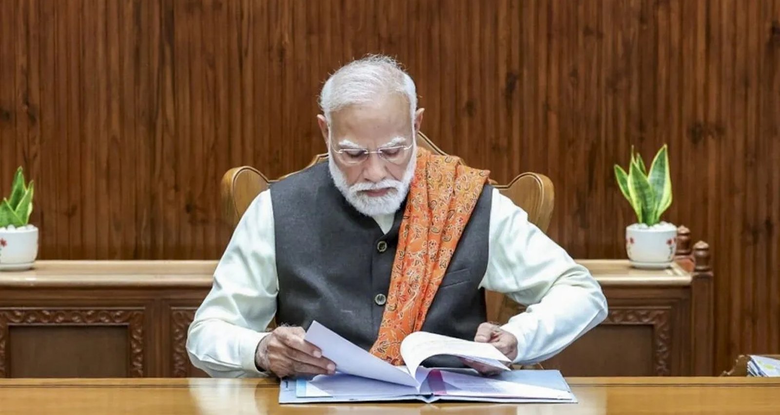 સેવા તીર્થના પહેલા દિવસે પીએમ મોદીએ અનેક મોટા નિર્ણયો લીધા