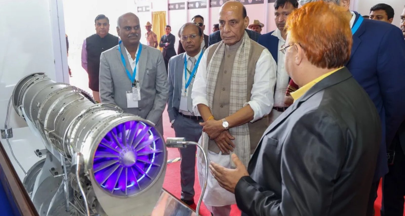 “તમારી પાસે પાંચ વર્ષ છે…,” સંરક્ષણ પ્રધાન રાજનાથ સિંહે જેટ એન્જિન અંગે DRDO ને કહ્યું…