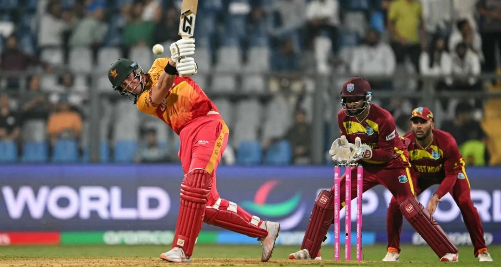 T20 વર્લ્ડ કપમાં ઝિમ્બાબ્વેના બેટ્સમેનોએ નવો ઇતિહાસ રચ્યો, 10મી વિકેટ માટે રેકોર્ડ ભાગીદારી કરી