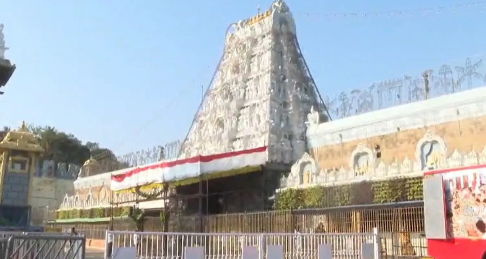 તિરુમાલાનું પ્રખ્યાત શ્રી વેંકટેશ્વર મંદિર ચંદ્રગ્રહણને કારણે બંધ